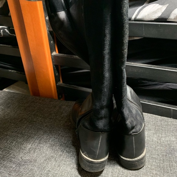 LC Lauren Conrad, black, not quite over the knee, zip up boots. - Picture 4 of 6